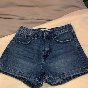pacsun dark washed mom jean shorts